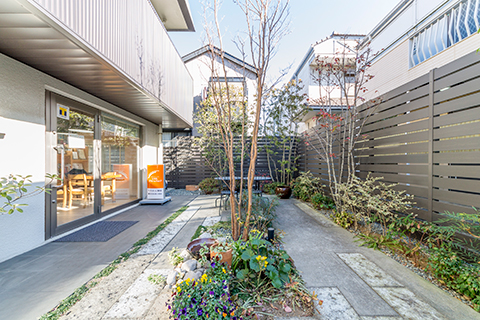 ウッディホーム浦安店