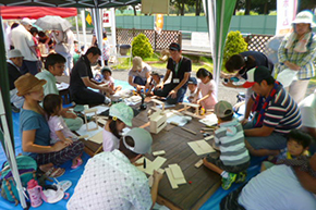第８回「親子ふれあい・木工教室」開催いたしました150902_03.jpg