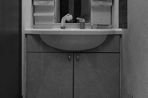 -カフェのトイレをイメージしたお洒落なトイレと洗面化粧台リフォーム-