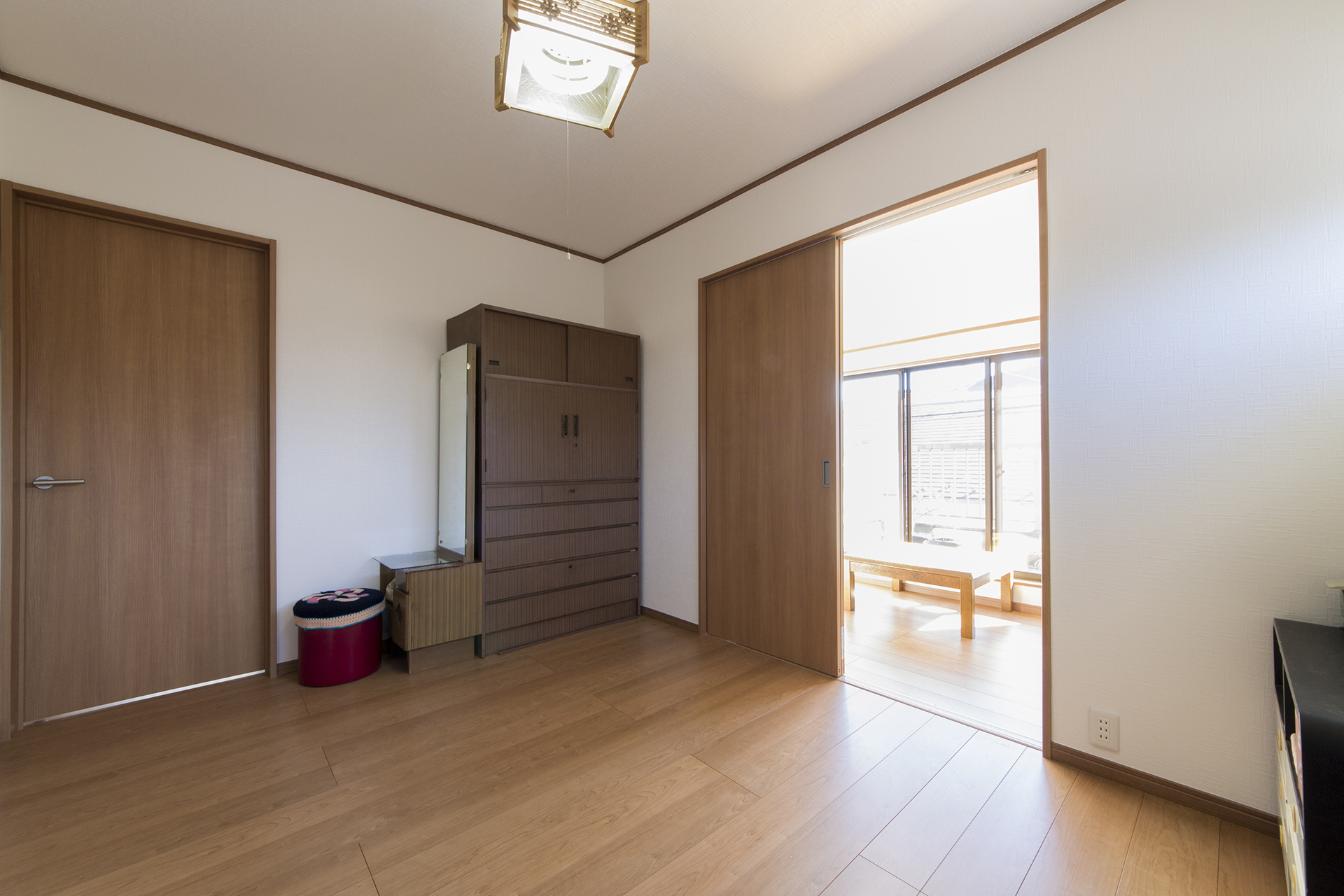 千葉のリフォーム リノベーション リフォーム施工事例 千葉市中央区 木造住宅を耐震 断熱リフォームして内装は珪藻土で仕上げた快適な家