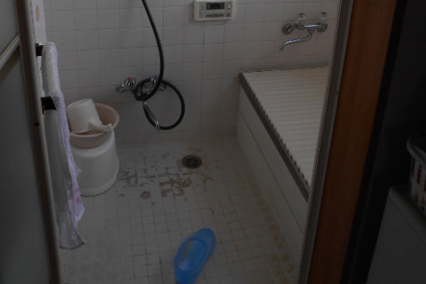 -築30年の木造住宅をリフォームで間取を変えて暮らしやすい家に-