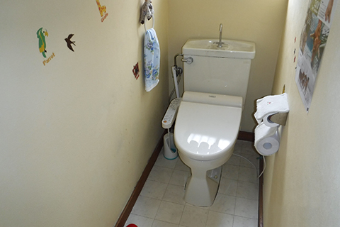 -築古の木造住宅に耐震と窓断熱を施し収納の多い和モダンな家にリフォーム-