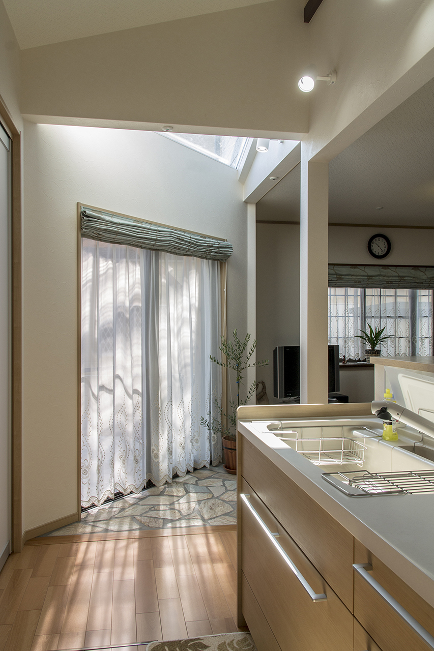 千葉のリフォーム リノベーション リフォーム施工事例 市原市 増築とリフォームで明るく過ごしやすいリビングの戸建住宅に