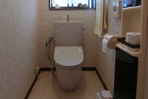-使用水量の気になる便器交換とインテリアにこだわったトイレリフォーム-