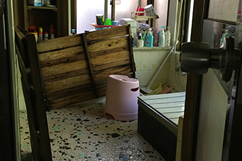 -二世帯同居する築200年の家を断熱・間取り変更リフォームで古民家再生-