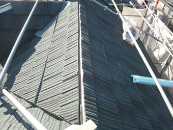 屋根の重ね葺きリフォーム n201303_05.jpg