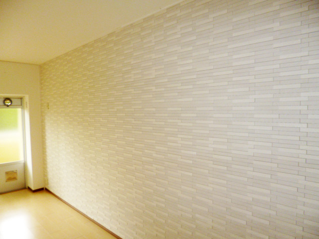 マンションリフォーム/珪藻土とエコカラットでつくる快適空間20120924_03.jpg