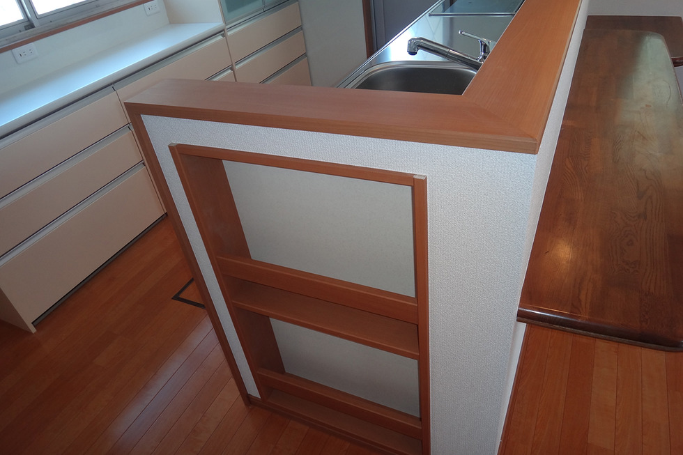 戸建住宅の台所をリフォームで対面キッチンの使いやすいLDKにh151001_05.jpg