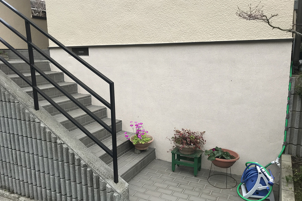-遮熱塗料を使った屋根塗装・外壁塗装リフォームでエコロジカルな家に-