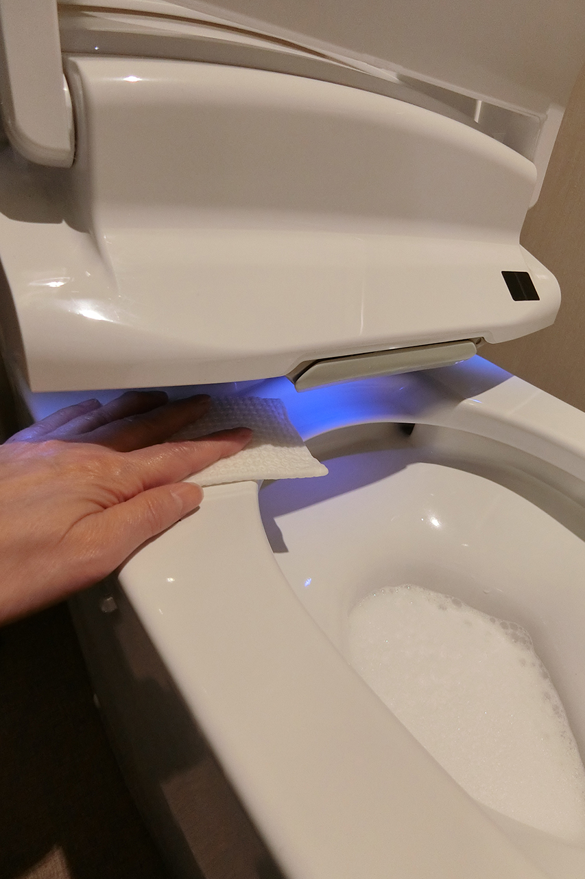 -防汚・節水便器でお掃除楽々・家計に優しくなるトイレリフォーム-