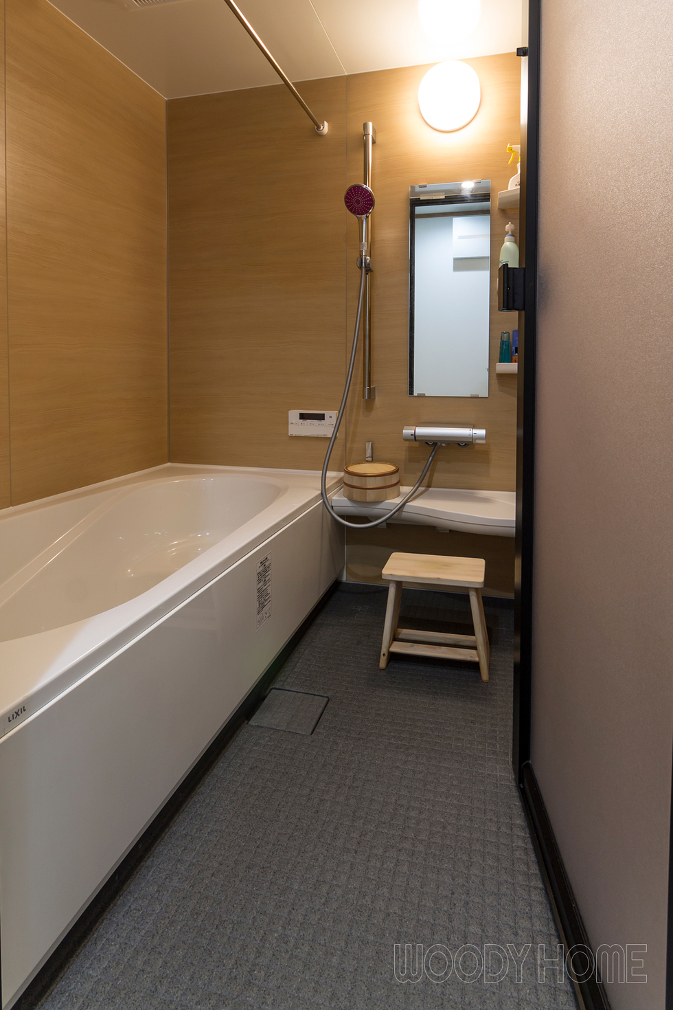 -浴室 木造3階建ての家をライフスタイルにあわせて二世帯住宅にリノベーション-