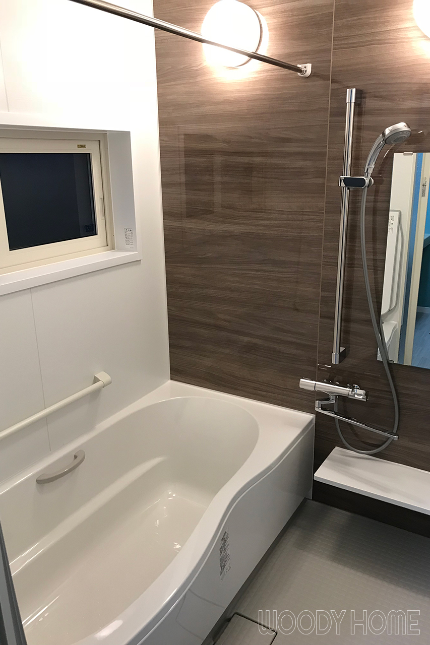 -浴室 築39年の木造住宅を窓断熱・床暖房で暖かく住みやすい家にリフォーム-