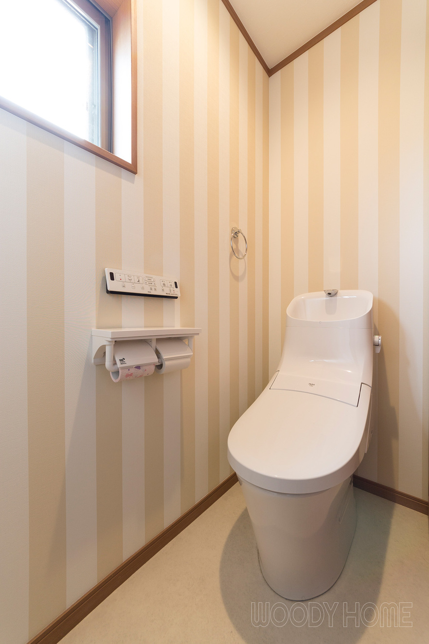 -トイレ 柏市 木造住宅を耐震と窓断熱で安心で暖かく、外観はおしゃれな家にリフォーム-