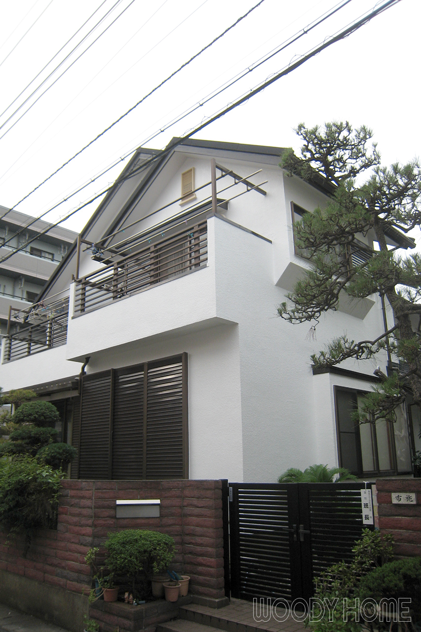 -外壁 千葉市花見川区 木造の家の雨漏り修理+ガルバリウム屋根の重ね葺きと外壁塗装リフォーム-