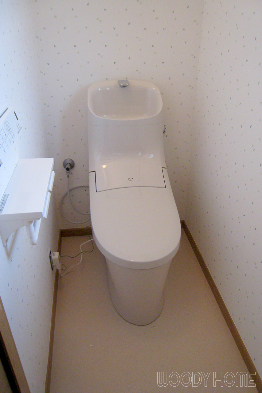 -トイレ  費用を抑えて水回りと内装をリフォームした戸建て住宅-