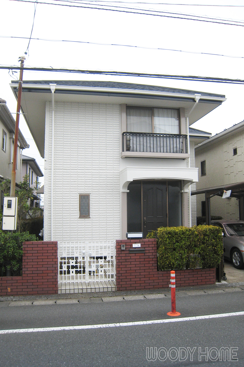 -外壁  台風被害の屋根の葺き替えと外壁塗装リフォーム-