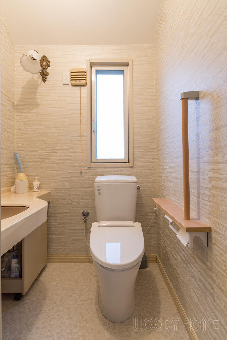 -トイレ  広いLDKと暮らしやすい空間造り　ライフスタイルに合わせた鉄骨住宅リフォーム-