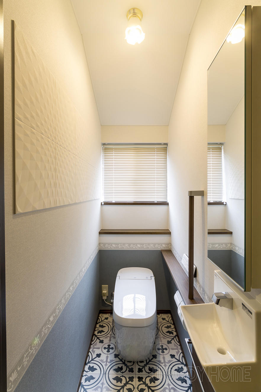 -トイレ  お洒落感に使用感も最高！イメージ通りのトイレリフォーム-