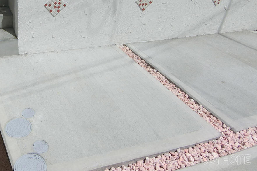 -エクステリア  車が無い時もお洒落に見せる駐車場リフォーム-