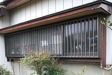 窓周り リフォーム前