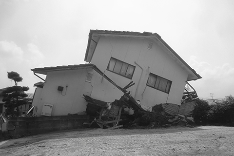 家屋倒壊